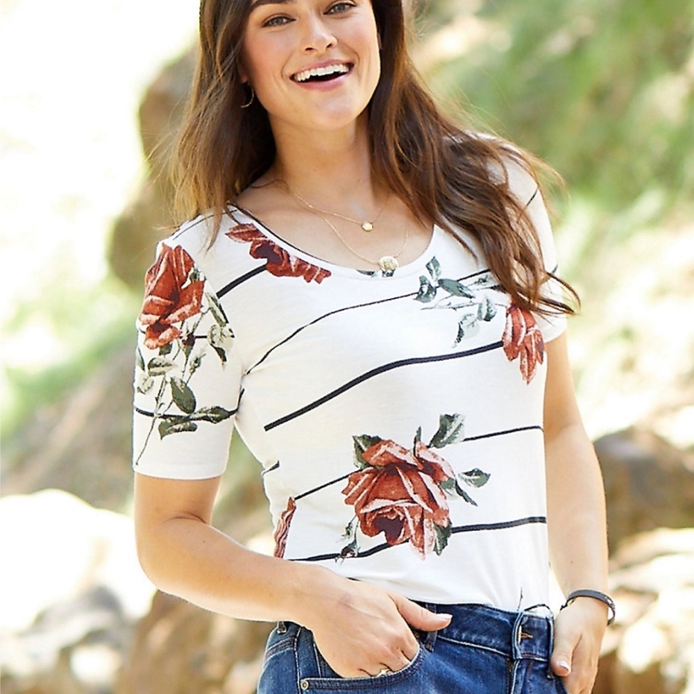 Maurices 24/7 Floral Scoop Neck Tee